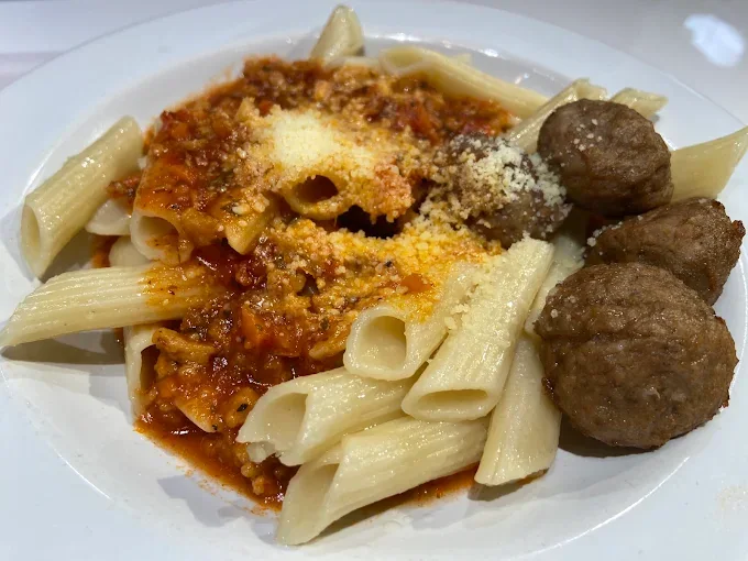 IKEA Bangnaで食べたミートボールパスタ
